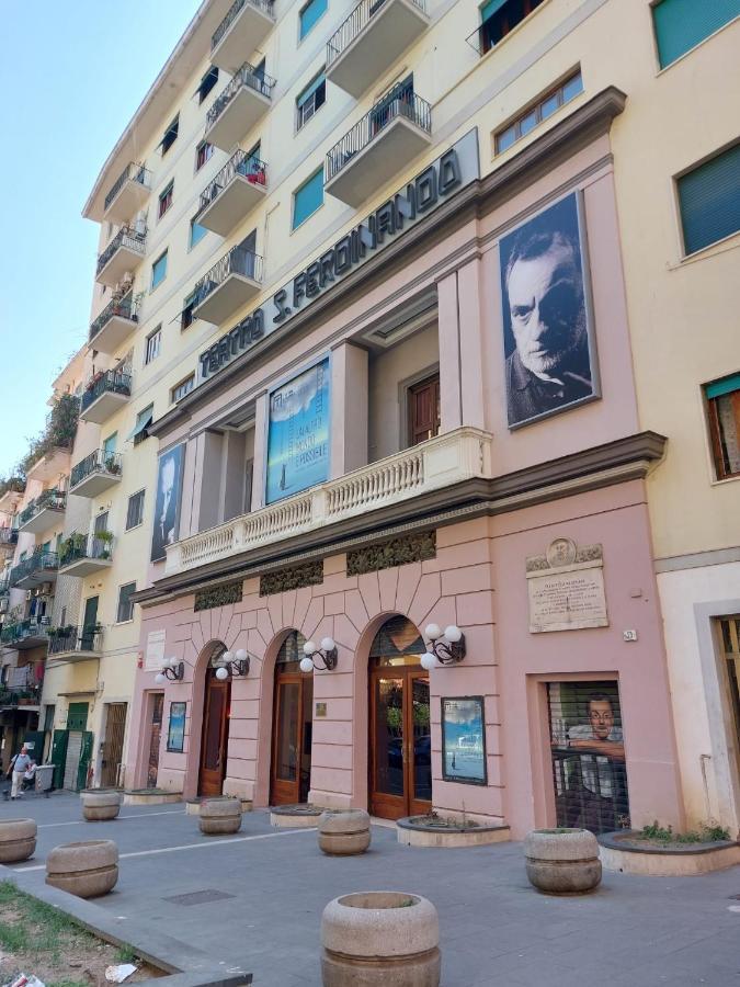 La Finestra Di Fronte Apartment Napoli Bagian luar foto